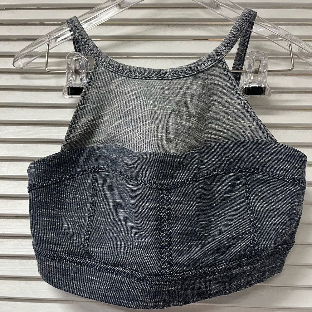 PRANA✨Stylish Women's Top/sports bra✨M